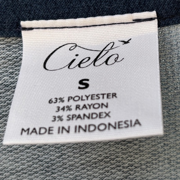 Star Patterned Open Cardigan - Picture 3 of 3